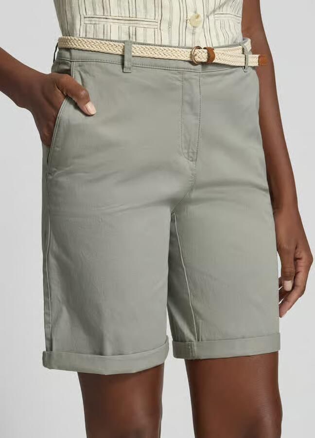 Christian Berg Woman Bermuda met riem en Franse steekzakken