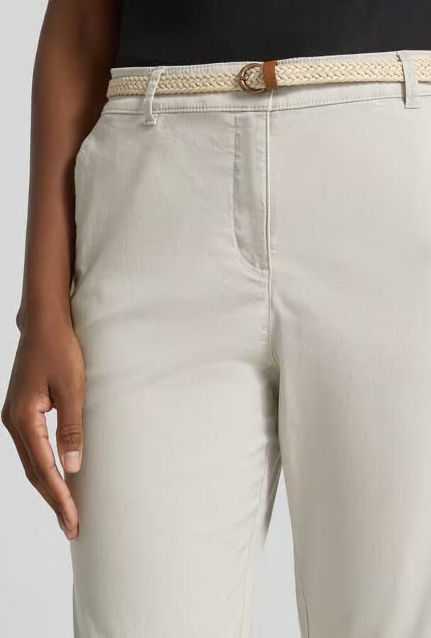 Christian Berg Woman chino met riem en achterzakken