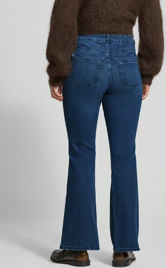 Christian Berg Woman Flared Jeans met knoopsluiting - Foto 3