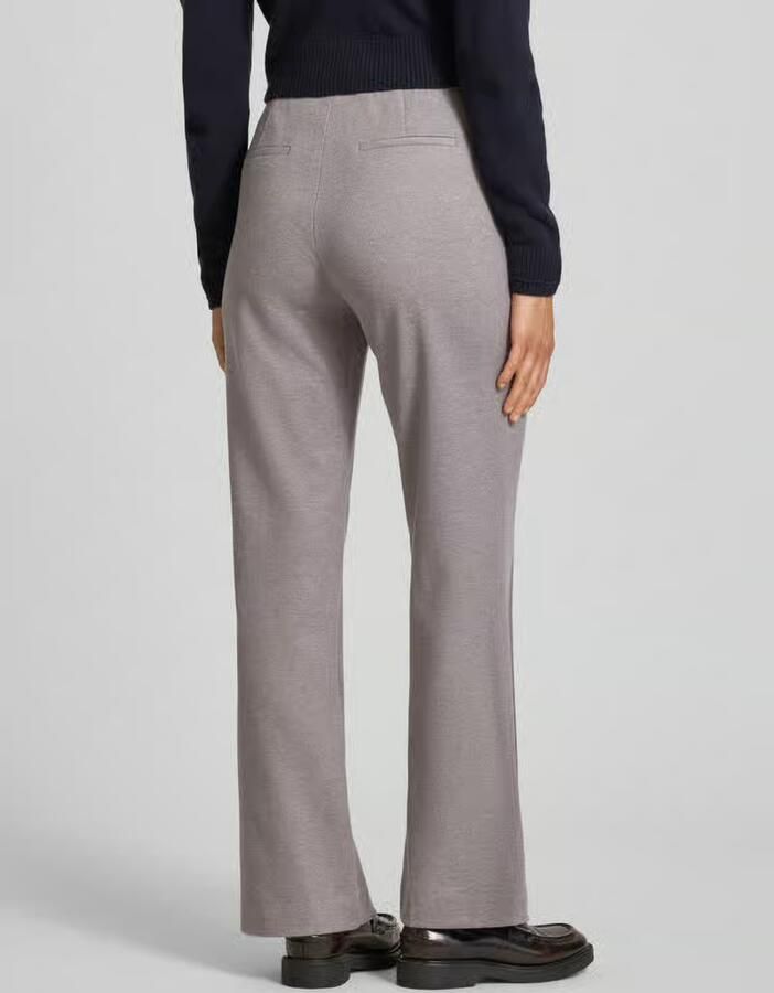 Christian Berg Woman Flared stoffen broek met vaste persplooien