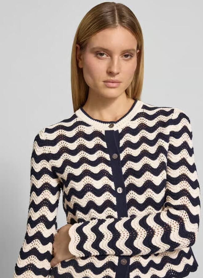 Christian Berg Woman Gebreid jack in all-over look met ronde hals