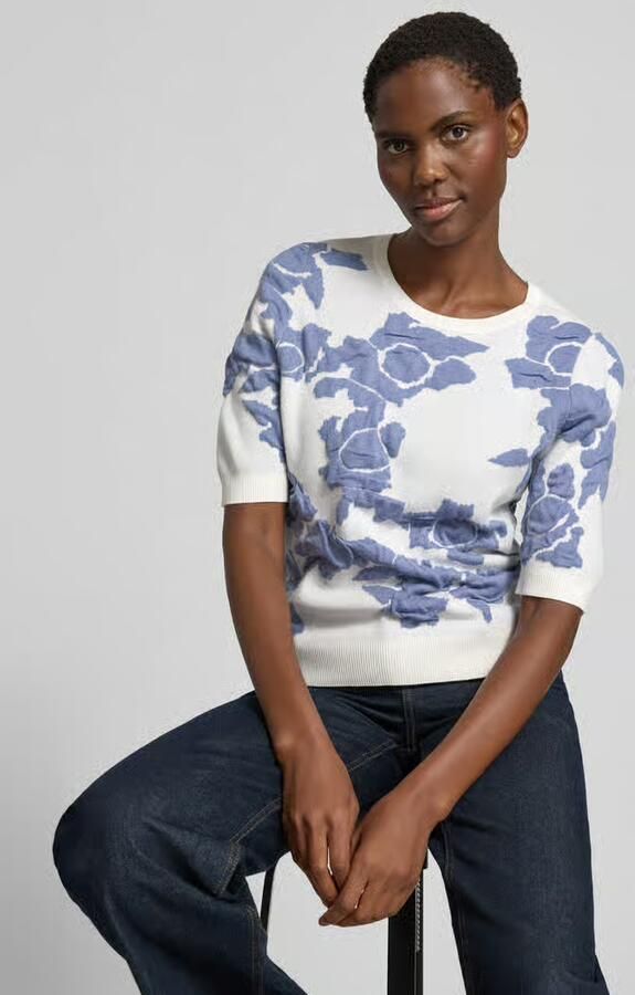 Christian Berg Woman Gebreide pullover in all-over look met 1 2-mouwen