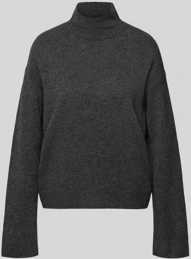 Christian Berg Woman Gebreide pullover met opstaande kraag