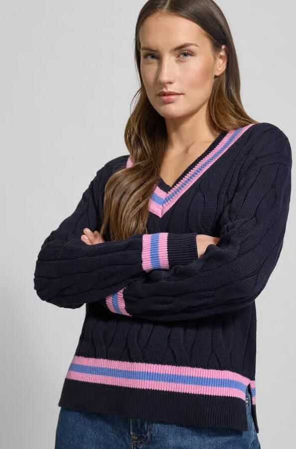 Christian Berg Woman gebreide pullover met V-hals