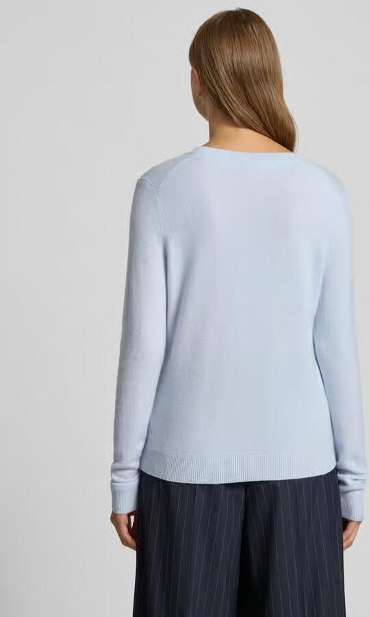 Christian Berg Woman Gebreide pullover met V-hals