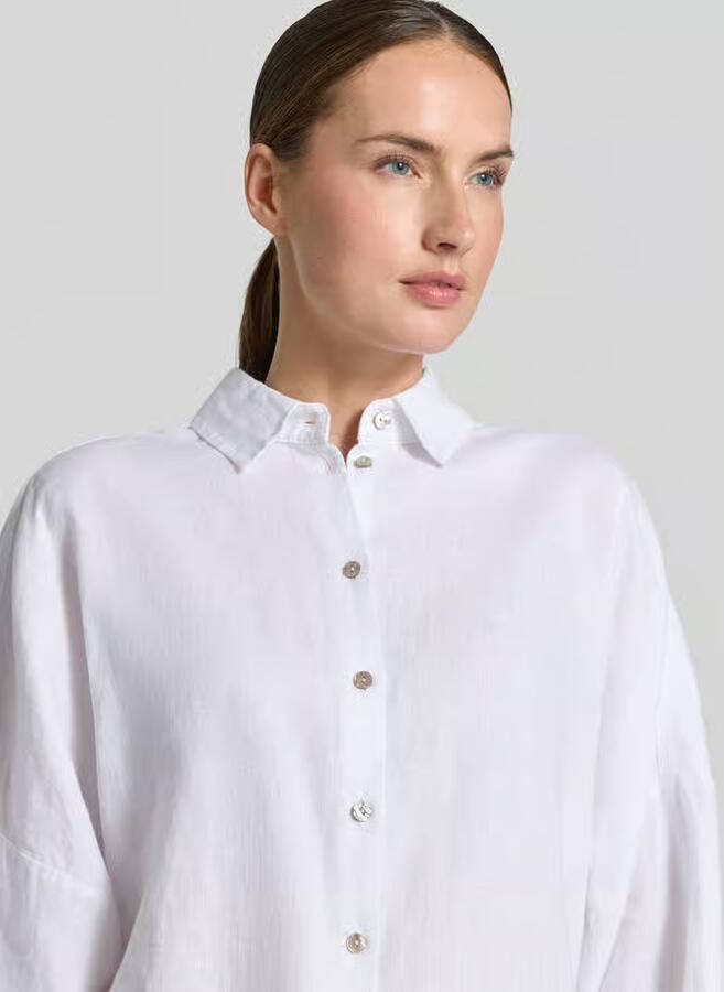 Christian Berg Woman linnen blouse met overgesneden schouders
