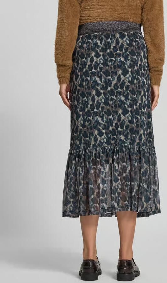 Christian Berg Woman Midirok met effectgaren