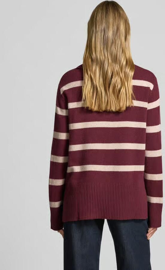 Christian Berg Woman Regular Fit gebreide trui van pure wol