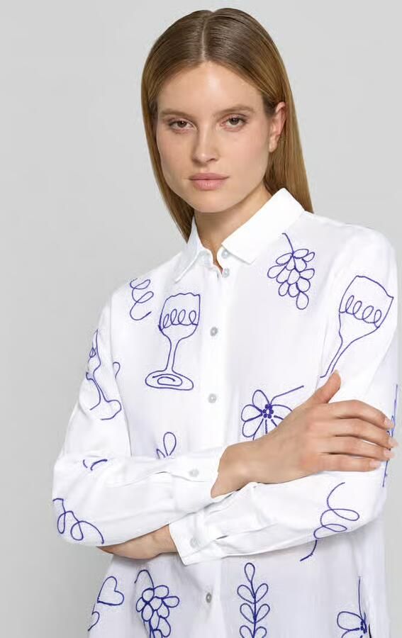Christian Berg Woman regular fit linnen blouse in all-over look