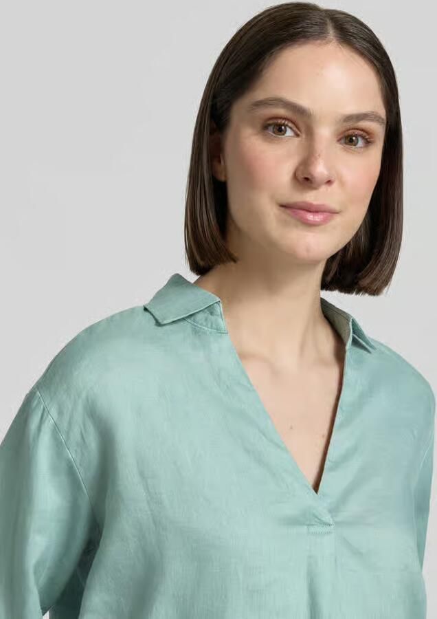 Christian Berg Woman regular fit linnen blouse met V-hals