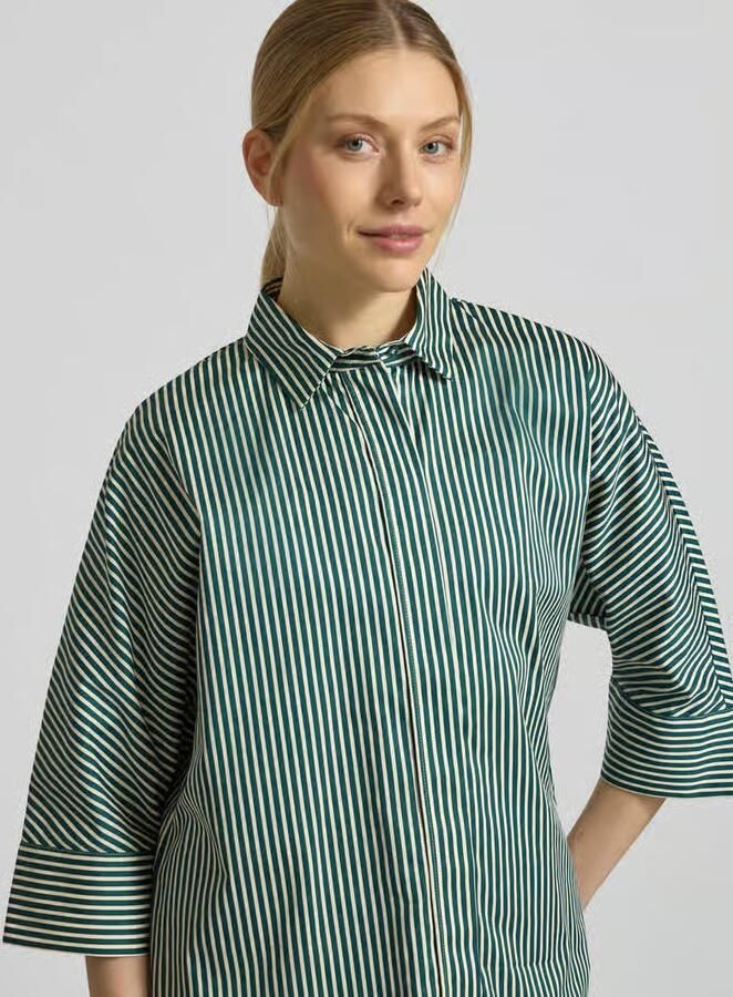 Christian Berg Woman regular fit overhemdblouse met doorlopende knoopsluiting