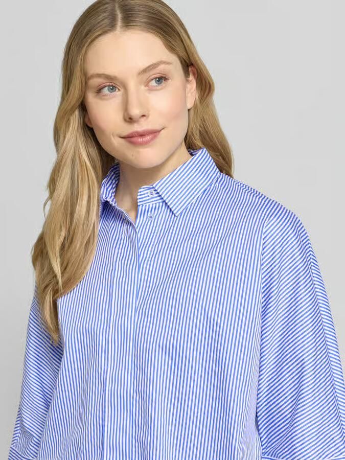 Christian Berg Woman regular fit overhemdblouse met doorlopende knoopsluiting