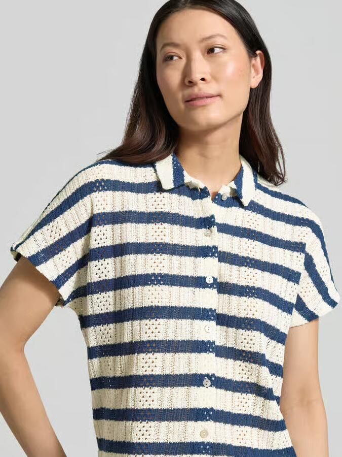 Christian Berg Woman regular fit poloshirt met doorlopende knoopsluiting