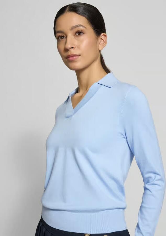 Christian Berg Woman Regular fit shirt met lange mouwen van viscosemix met polokraag