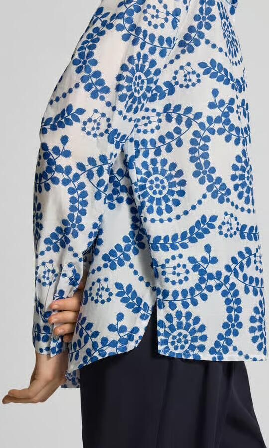 Christian Berg Woman relaxed fit blouse in all-over look
