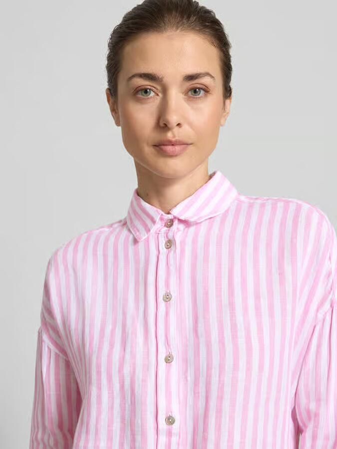 Christian Berg Woman relaxed fit linnen blouse in all-over look