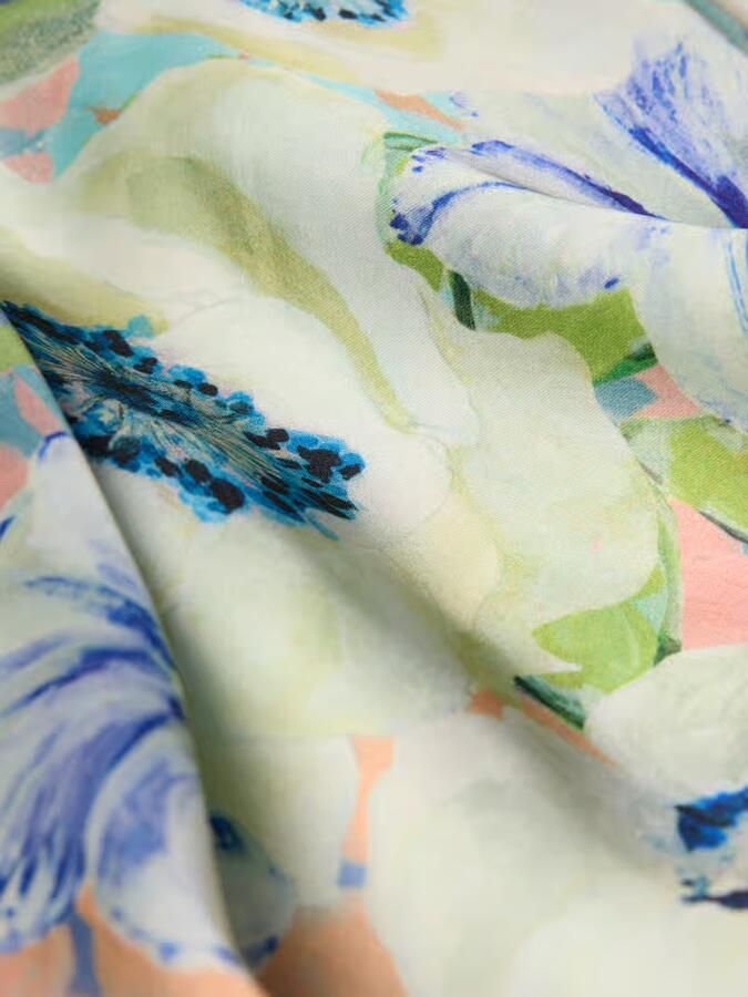 Christian Berg Woman Sjaal van pure viscose met florale all-over print
