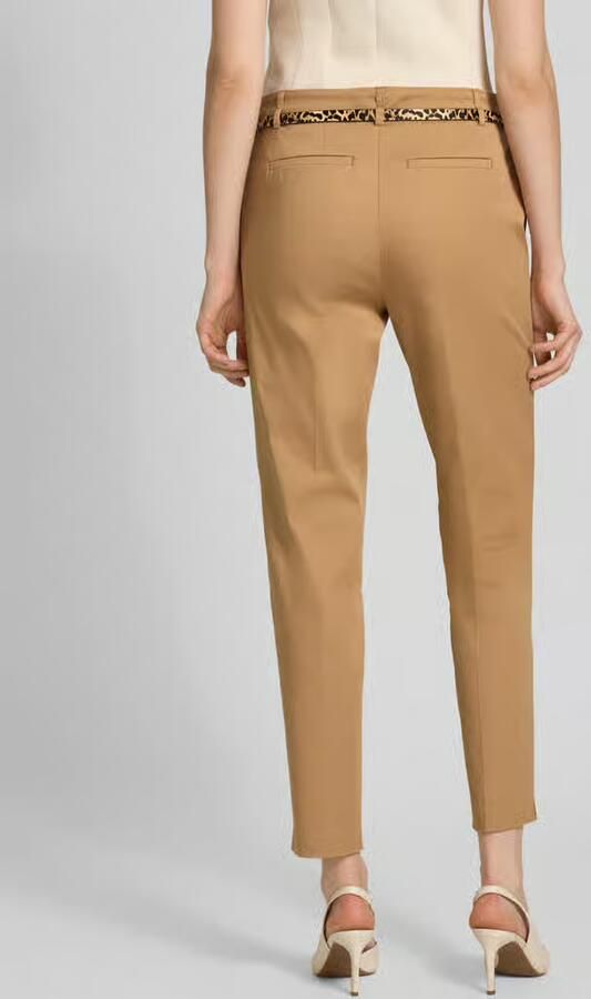 Christian Berg Woman slim fit broek in verkorte pasvorm met riem - Foto 3