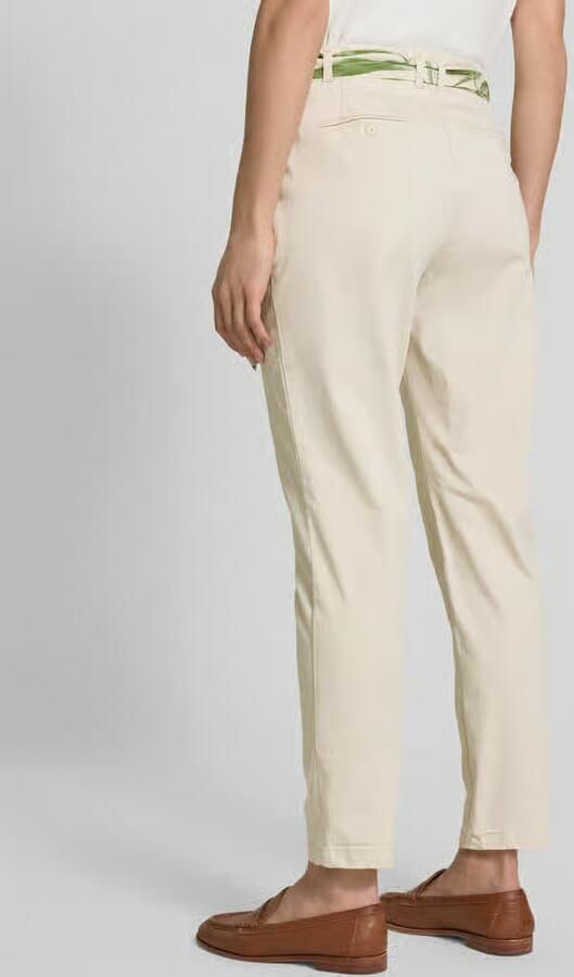 Christian Berg Woman Regular fit chino met strikceintuur - Foto 5