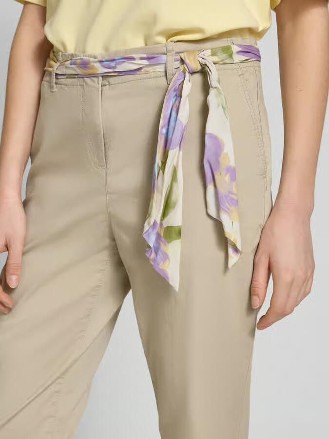 Christian Berg Woman Regular fit chino met strikceintuur - Foto 2