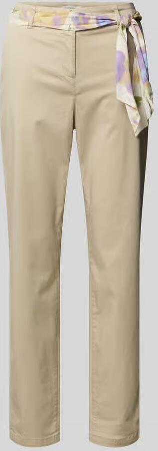 Christian Berg Woman Regular fit chino met strikceintuur - Foto 3