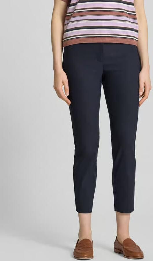 Christian Berg Woman slim fit stoffen broek in verkorte pasvorm - Foto 3