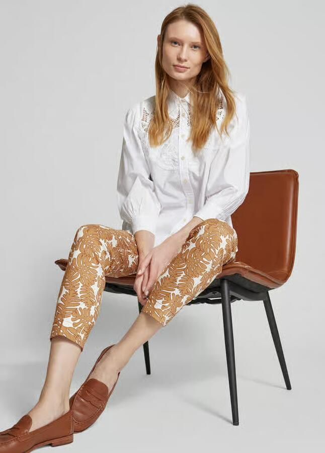 Christian Berg Woman Slim fit stoffen broek met verkort model