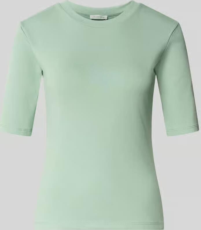 Christian Berg Woman Slim fit T-shirt in halflange mouwen-design