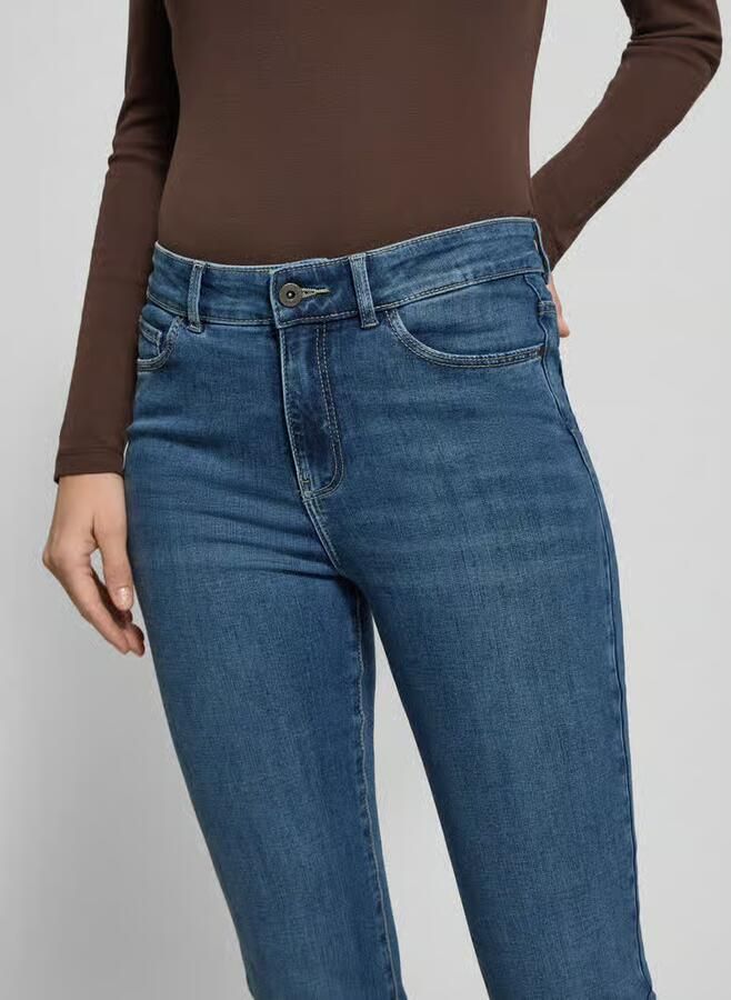 Christian Berg Woman Stone-washed skinny fit jeans