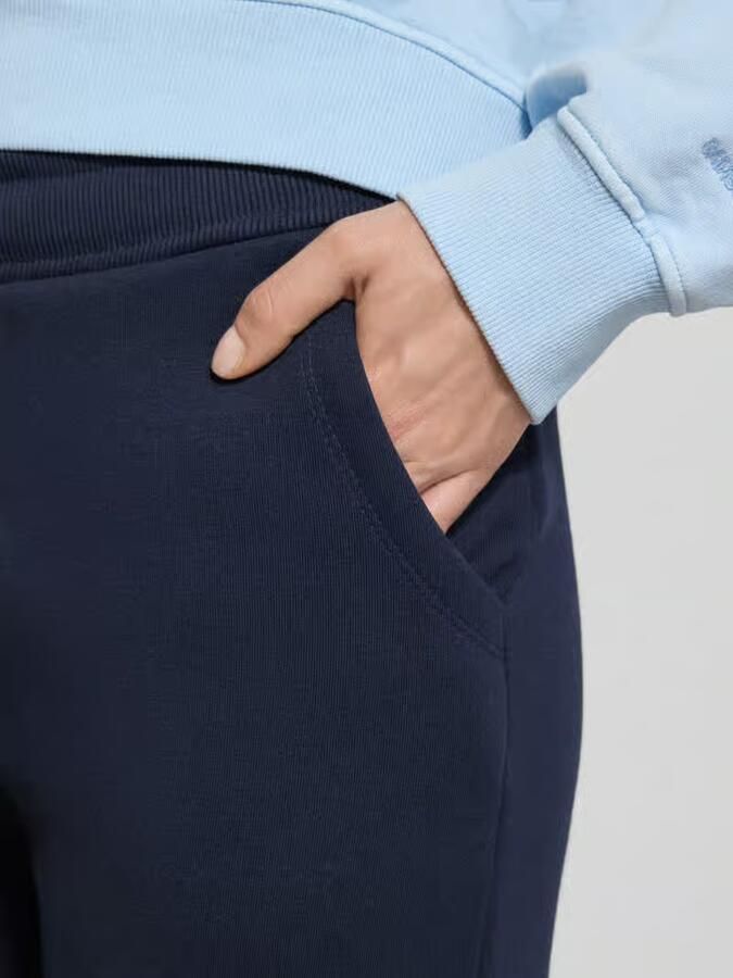 Christian Berg Woman Regular fit sweatpants met elastische band