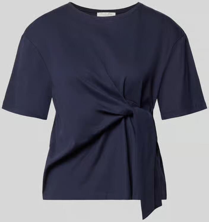 Christian Berg Woman T-shirt met knoopdetail en ronde hals - Foto 2