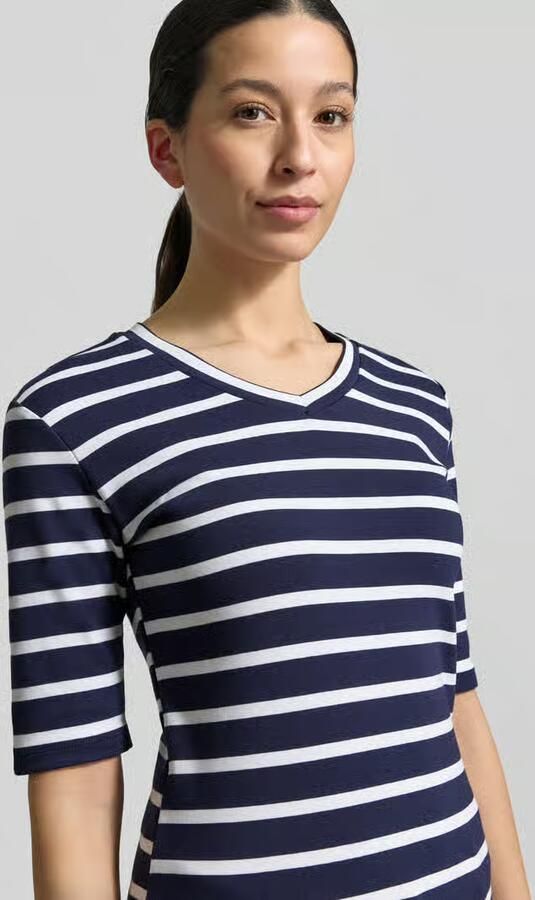 Christian Berg Woman T-shirt met Streepmotief en V-hals - Foto 2