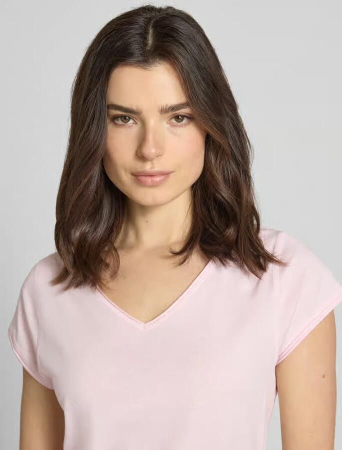 Christian Berg Woman T-shirt met V-hals