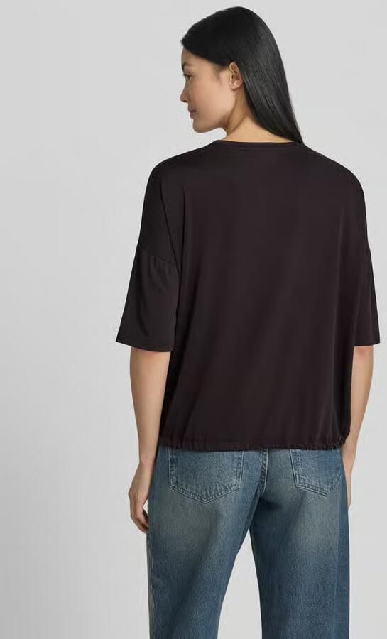 Christian Berg Woman T-shirt met ronde hals en extra brede schouders