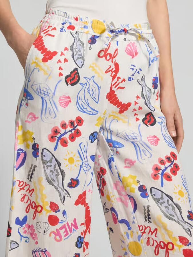 Christian Berg Woman Wide fit linnen broek met all-over motiefprint