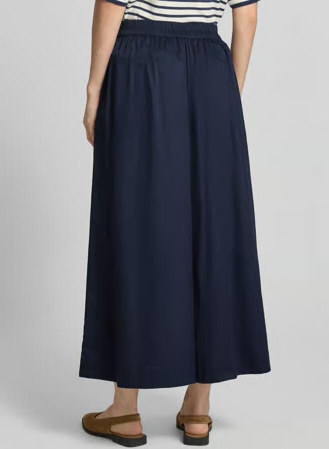 Christian Berg Woman wide fit stoffen broek met bandplooien