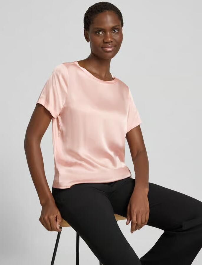 Christian Berg Woman Selection Blouseshirt van satijn met ronde hals