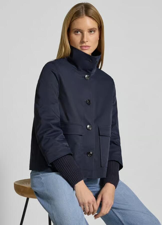 Christian Berg Woman Selection Jack met opstaande kraag en klepzakken