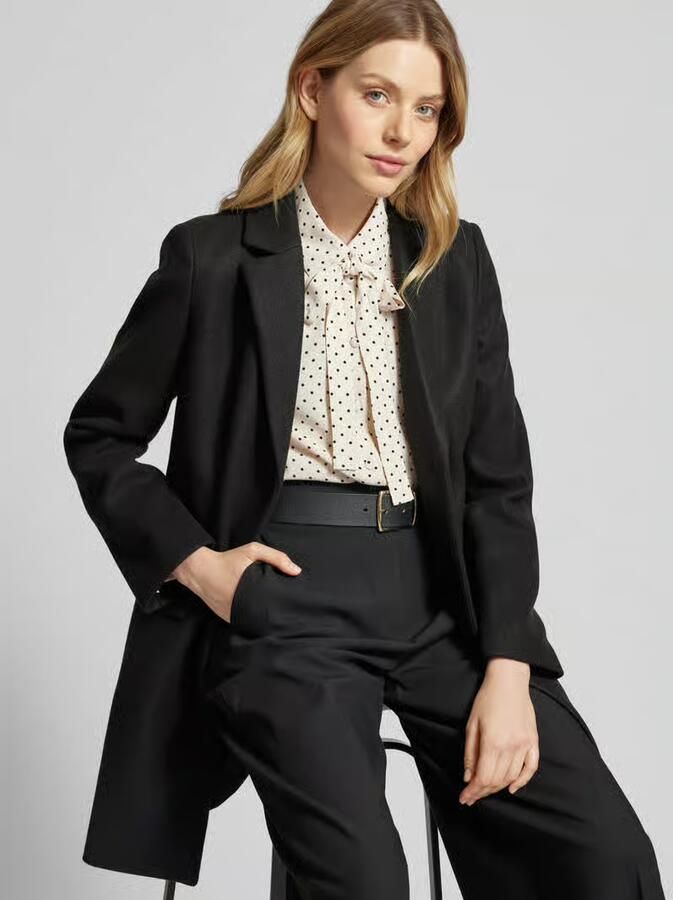 Christian Berg Woman Selection Lange jas met reverskraag en klepzakken