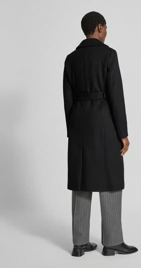 Christian Berg Woman Selection Langs jas met strikceintuur