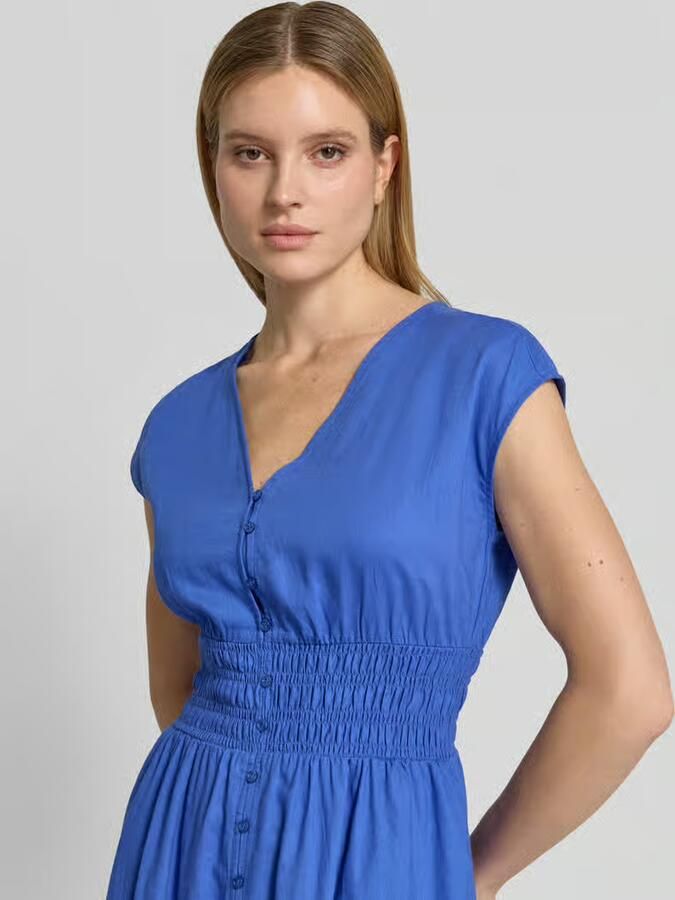 Christian Berg Woman Selection Knielange jurk van linnenmix met knoopsluiting