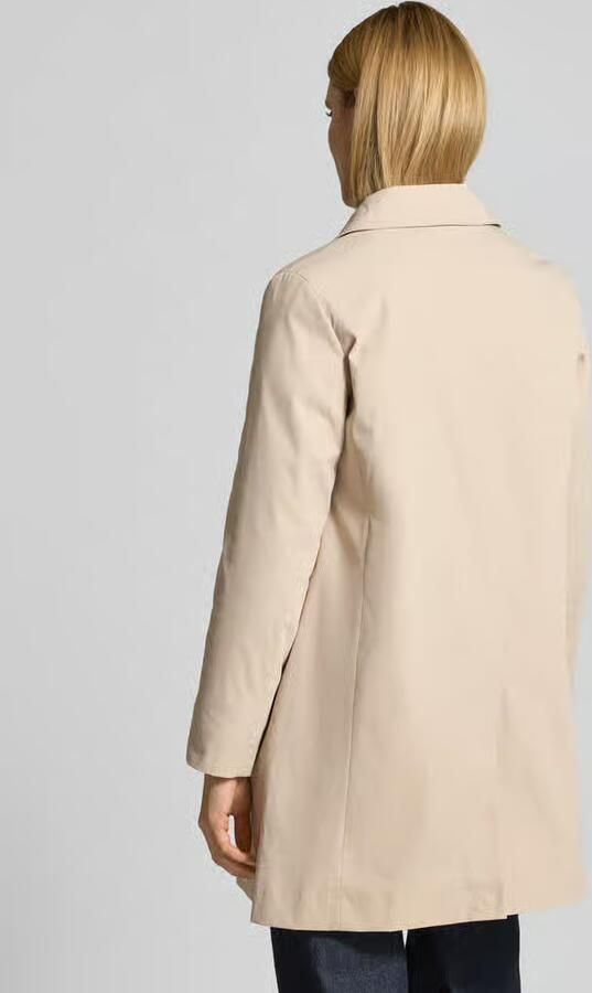 Christian Berg Woman Selection Mantel met blinde knoopsluiting en steekzakken