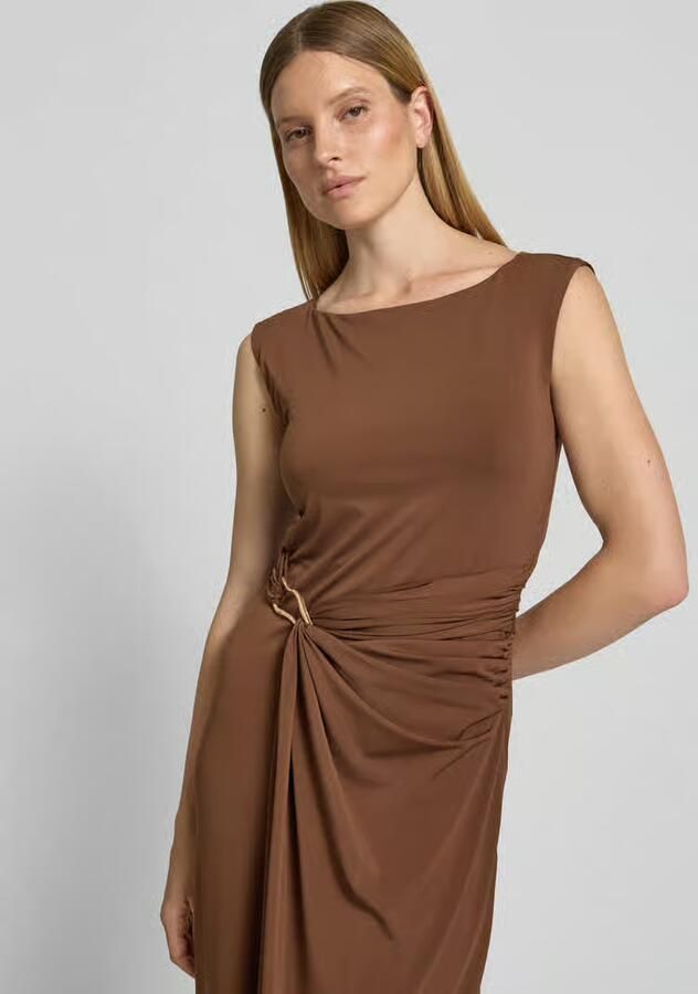 Christian Berg Woman Selection midi-jurk in wikkellook met ronde hals