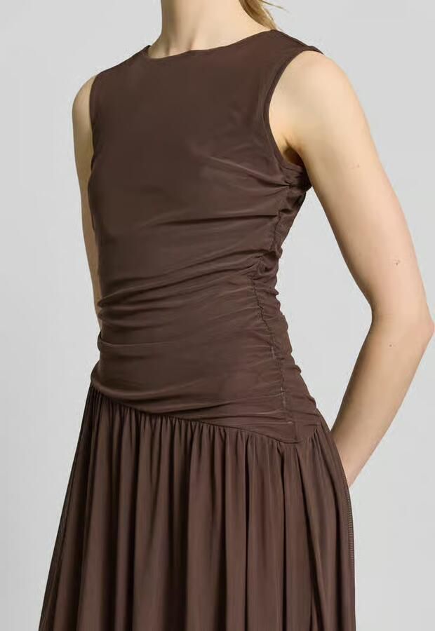 Christian Berg Woman Selection midi-jurk van mesh in asymmetrische look