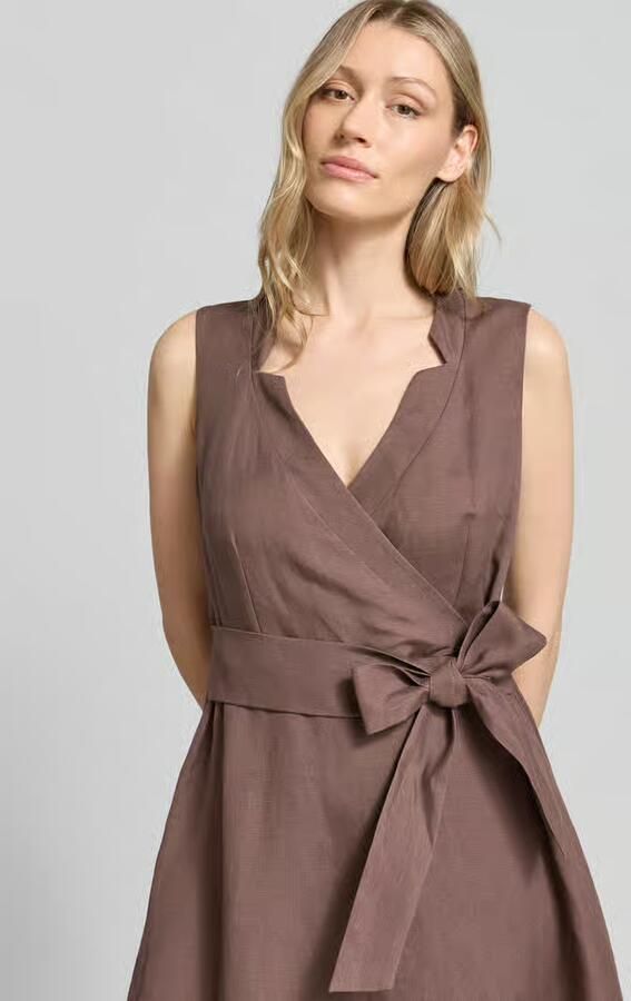 Christian Berg Woman Selection midi-jurk van mix van linnen en viscose in wikkellook