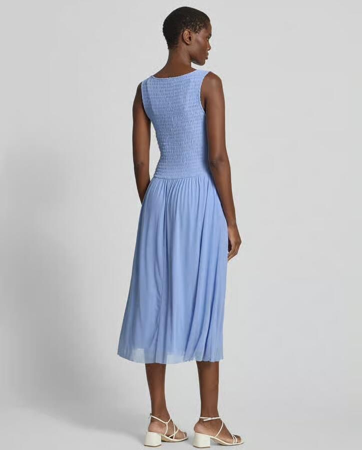 Christian Berg Woman Selection Midijurk van mesh met smokdetails - Foto 3