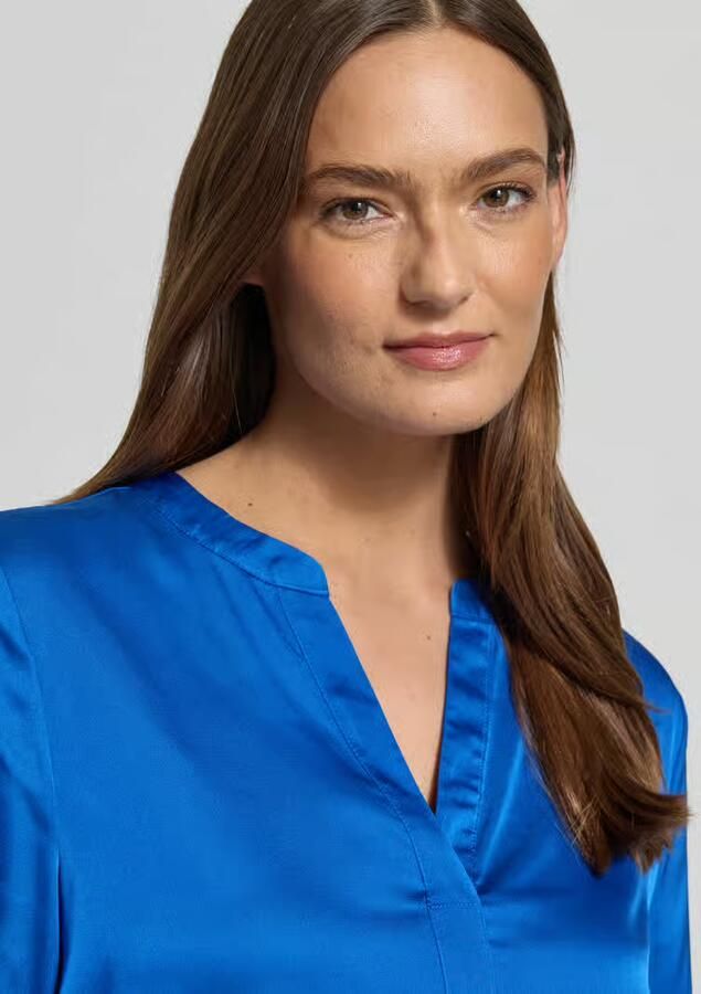 Christian Berg Woman Selection Regular fit blouse met V-hals