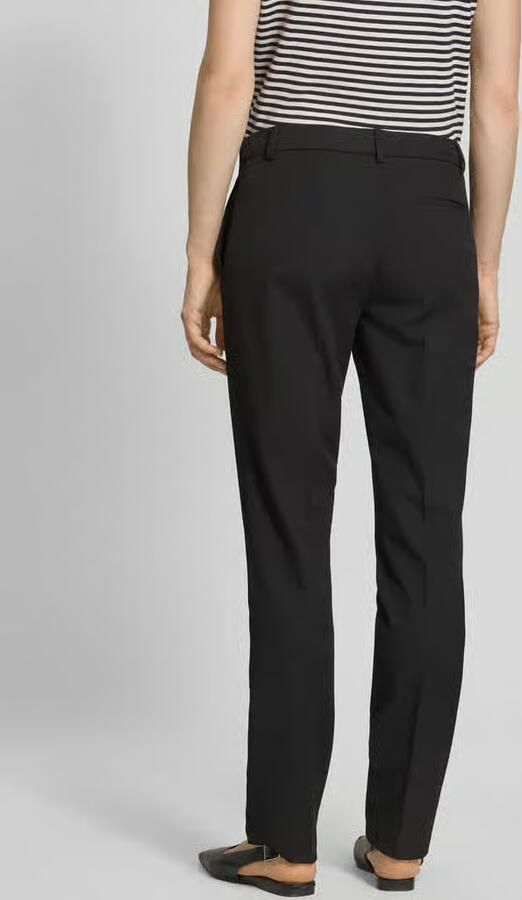 Christian Berg Woman Selection Slim fit stoffen broek met persplooien