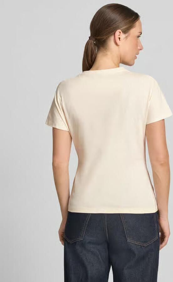 Christian Berg Woman Selection T-shirt in wikkellook met broche - Foto 3