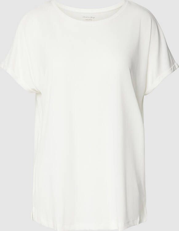 Christian Berg Woman T-shirt met extra brede schouders